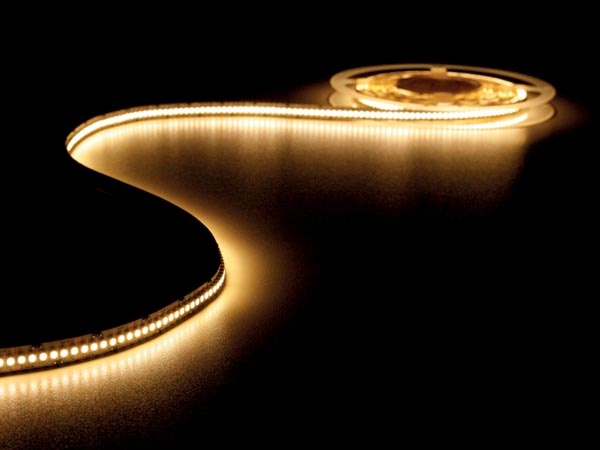 FLEXIBLE À LED - BLANC CHAUD 3500K - 1200 LED - 5m - 24V VOIR CHLS19WW