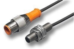 Capteur inductif Ø 8 x 30 mm M8x1 flush 1 5 mm PNP à fermeture (NO) 5000 Hz Acier inoxydable Face sensible PBT Câble