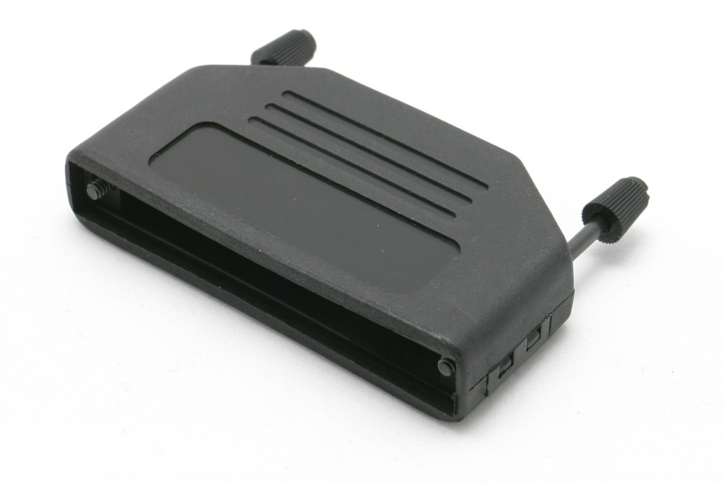 CAPOT SUBD 37 PLASTIQUE